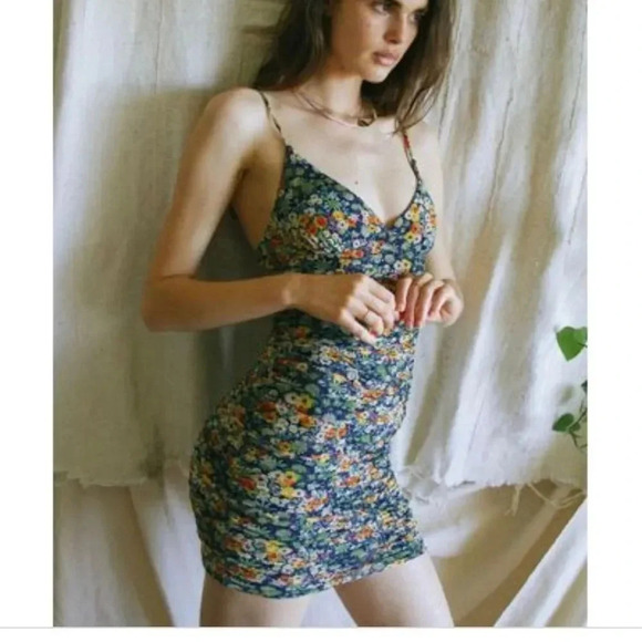 Urban Outfitters o Moonbeam Ruched Mesh Mini Dress in Green Sz M. - Picture 1 of 11